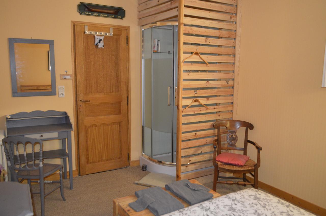 Bed and Breakfast Le Domaine Les Iffs Exterior foto